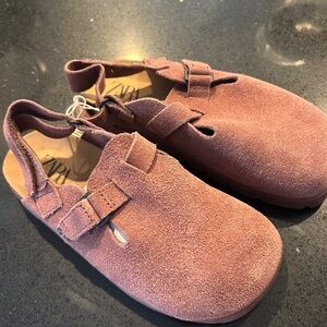 NWT ZARA clogs
